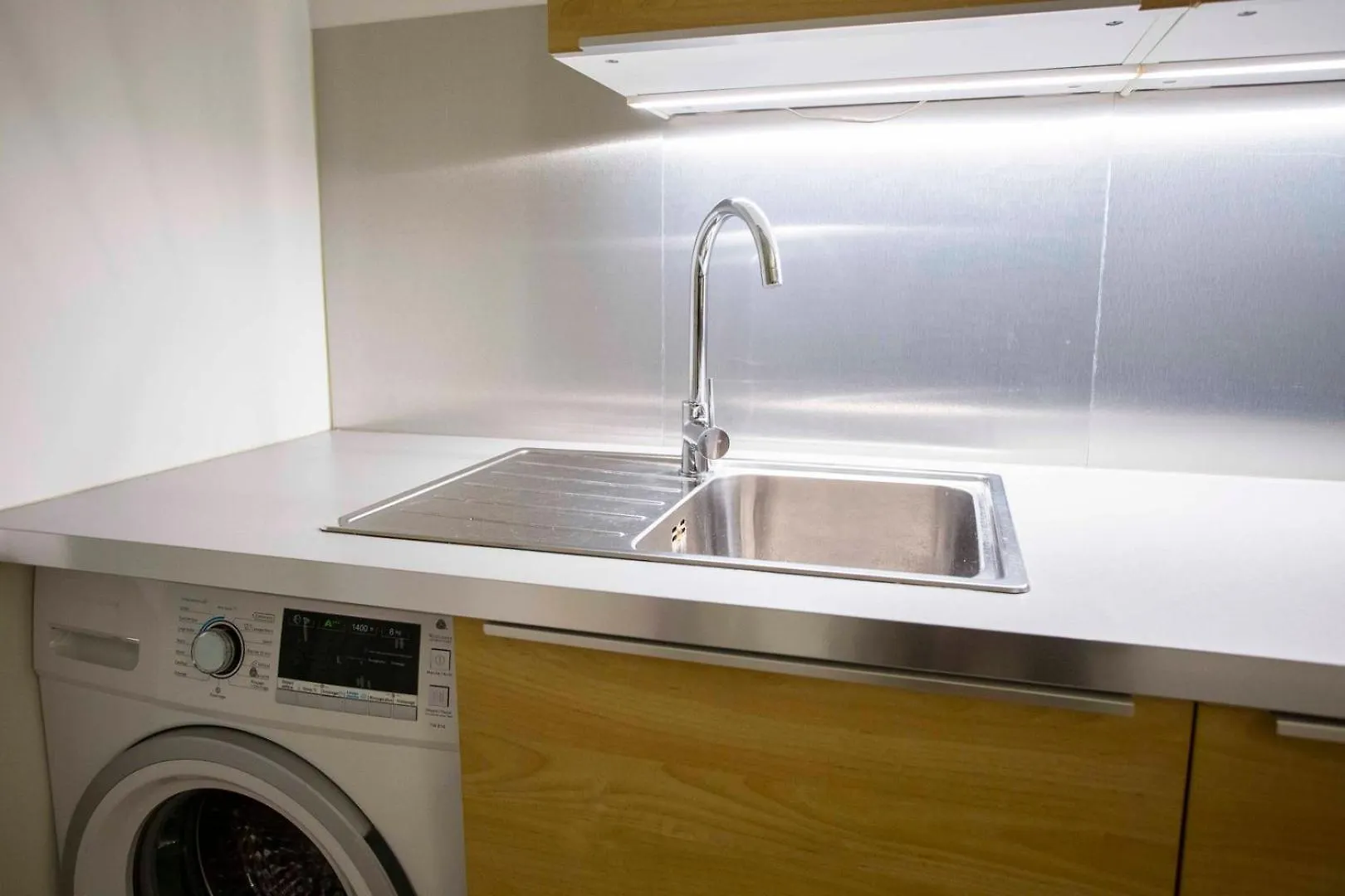 Apartment Intimate Studio Near Republique Paris France