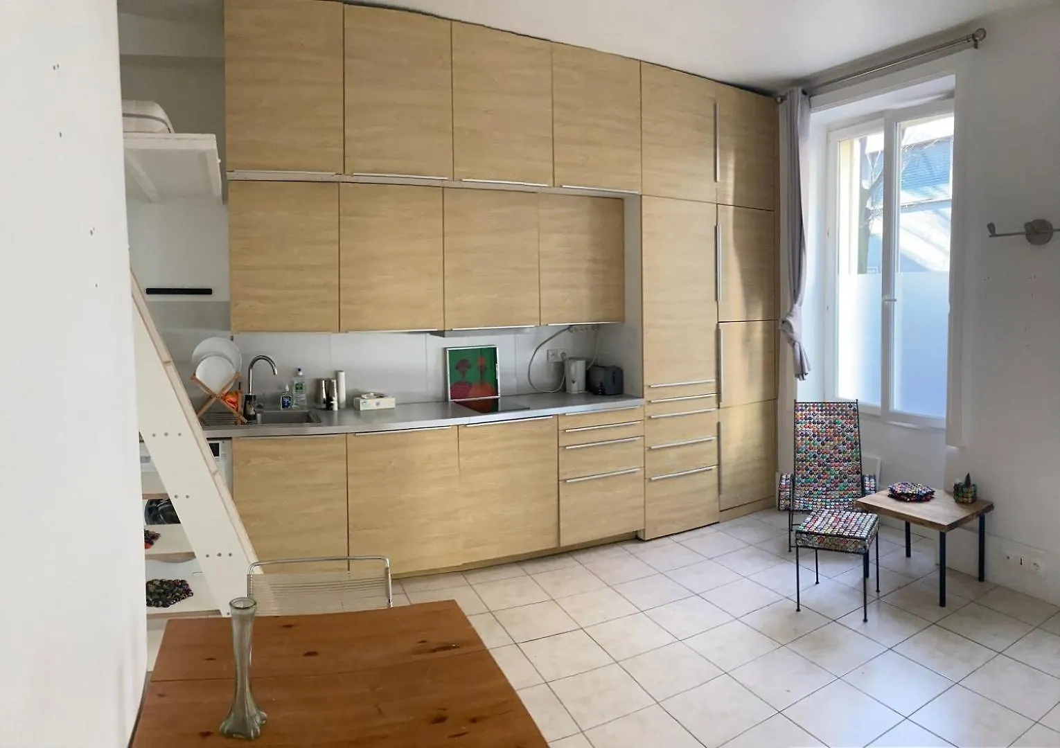 Intimate Studio Near Republique Paris
